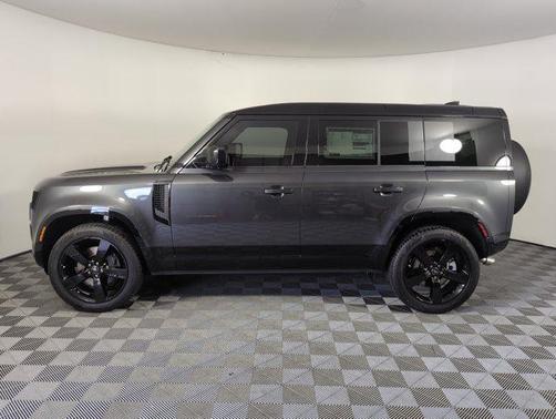2025 Land Rover Defender 110 P500 X-Dynamic SE