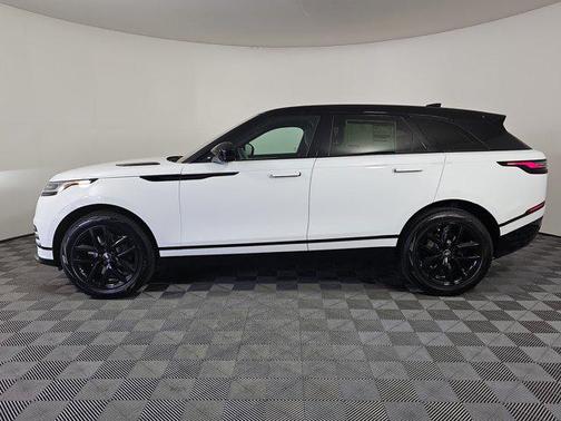 2026 Land Rover Range Rover Velar P250 SE R-Dynamic
