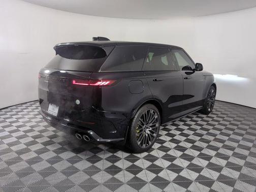 2025 Land Rover Range Rover Sport P635 SV Edition Two