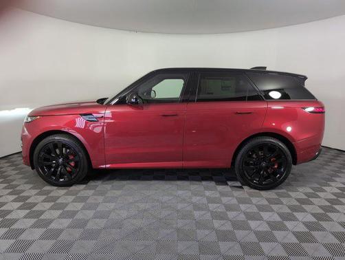 2025 Land Rover Range Rover Sport SE
