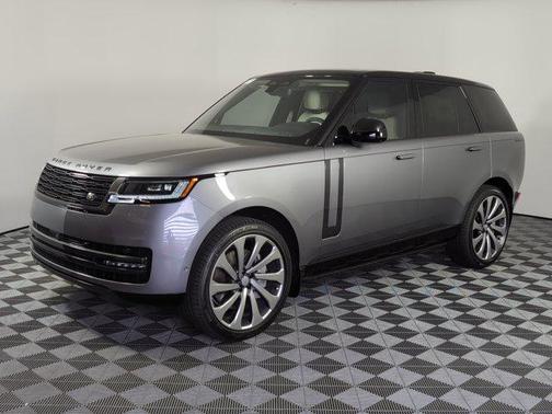 2025 Land Rover Range Rover P530 SE