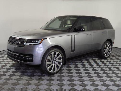 2025 Land Rover Range Rover P530 SE