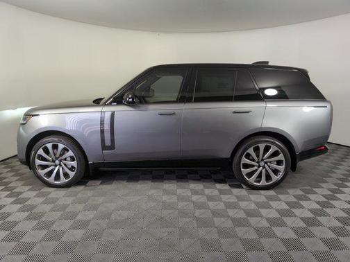 2025 Land Rover Range Rover P530 SE