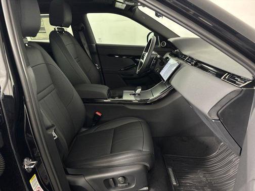 2025 Land Rover Range Rover Evoque Core S