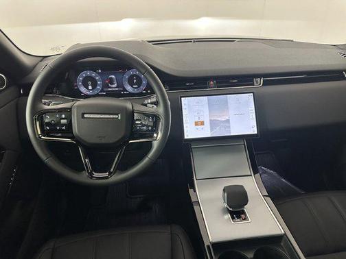 2025 Land Rover Range Rover Evoque Core S