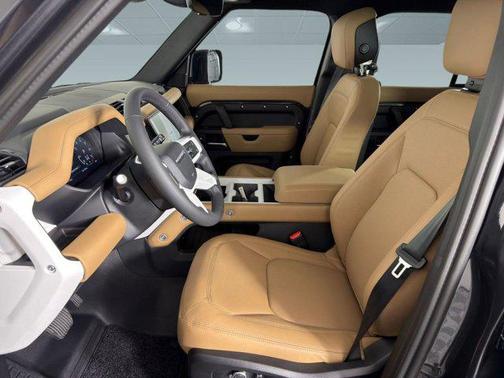 2026 Land Rover Defender P400 X-Dynamic SE