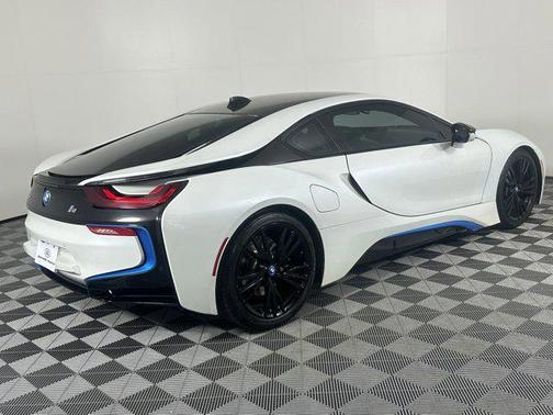 2015 BMW i8 2dr Cpe