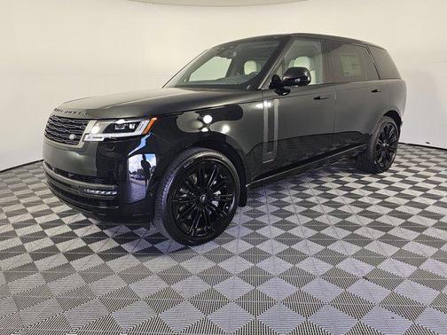 2025 Land Rover Range Rover P530 SE 7 Seat