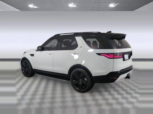 2025 Land Rover Discovery P360 Dynamic SE