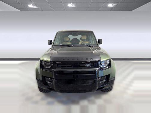 2026 Land Rover Defender P400 X