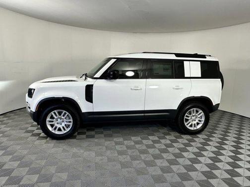 2025 Land Rover Defender 110 P300