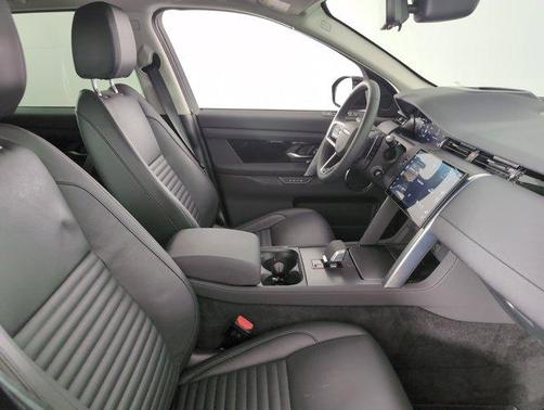 2025 Land Rover Discovery Sport S