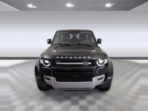 2025 Land Rover Defender 90 P300 S