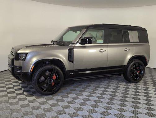 2025 Land Rover Defender 110 P400 X