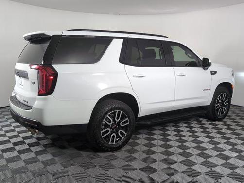 2024 GMC Yukon 4WD AT4