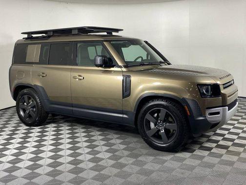 2025 Land Rover Defender 110 P300