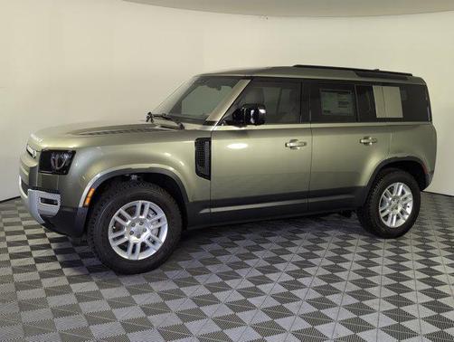 2025 Land Rover Defender 110 P300