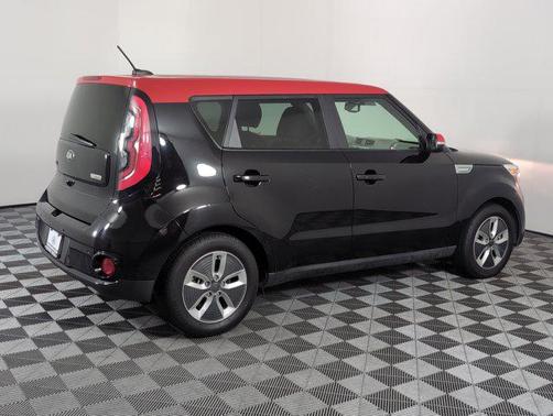 2017 Kia Soul EV +