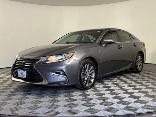 2016 Lexus ES 300h Base