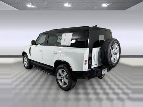 2026 Land Rover Defender P400 X-Dynamic SE