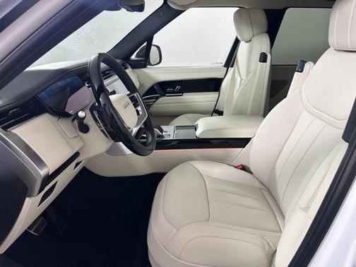 2025 Land Rover Range Rover P530 SE 7 Seat
