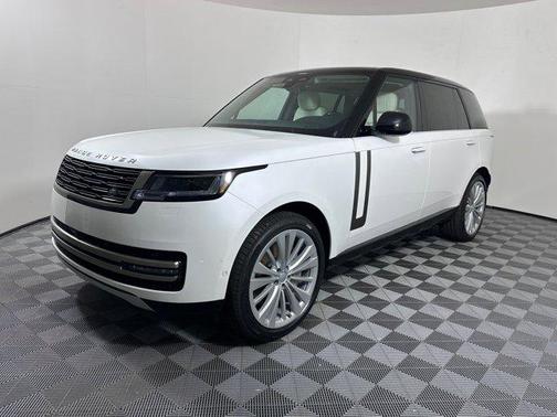 2025 Land Rover Range Rover P530 SE 7 Seat