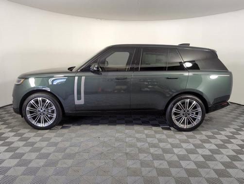 2025 Land Rover Range Rover P400 SE