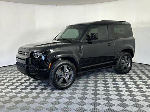 2025 Land Rover Defender 90 P400 X-Dynamic SE