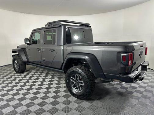 2021 Jeep Gladiator Sport S