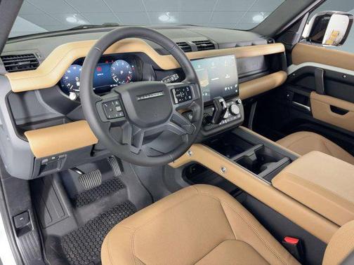 2026 Land Rover Defender P400 X-Dynamic SE