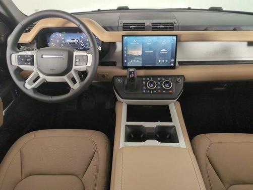 2025 Land Rover Defender 110 P300