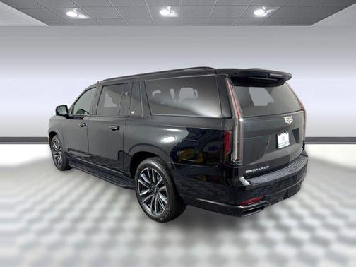 2023 Cadillac Escalade ESV Sport Platinum