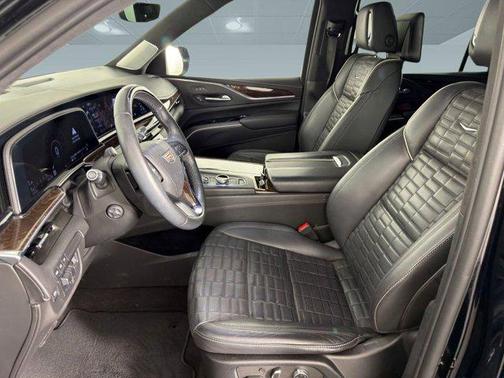 2023 Cadillac Escalade ESV Sport Platinum