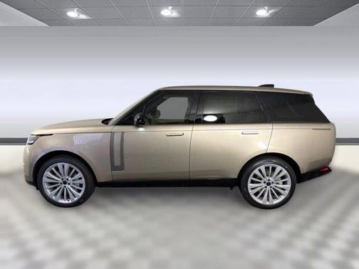 2026 Land Rover Range Rover P530 SE