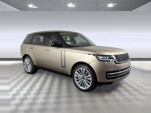 2026 Land Rover Range Rover P530 SE