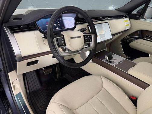 Varesine Blue Metallic 2026 Land Rover Range Rover P400 SE 7 Seat