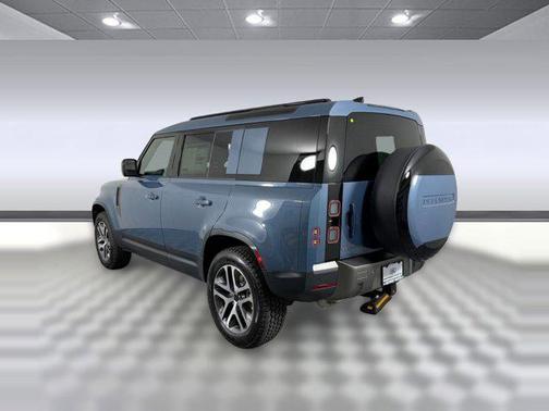 2026 Land Rover Defender P300 S