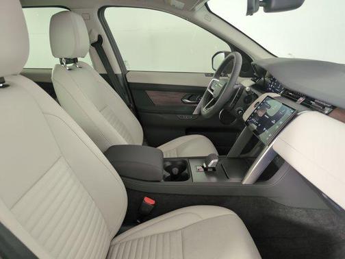 2024 Land Rover Discovery Sport Core S