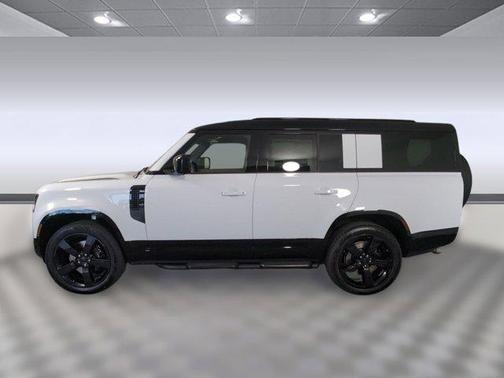 2026 Land Rover Defender V8