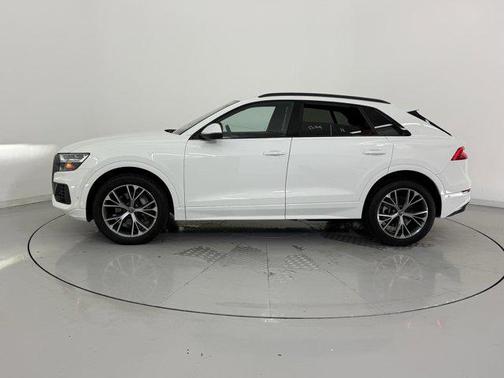 2021 Audi Q8 55 Premium