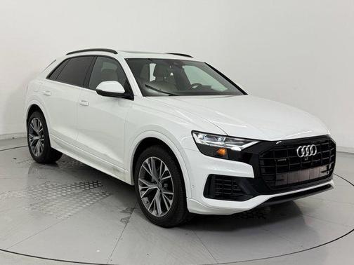 2021 Audi Q8 55 Premium
