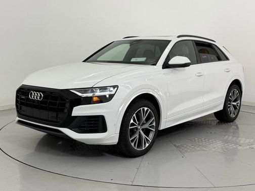 2021 Audi Q8 55 Premium