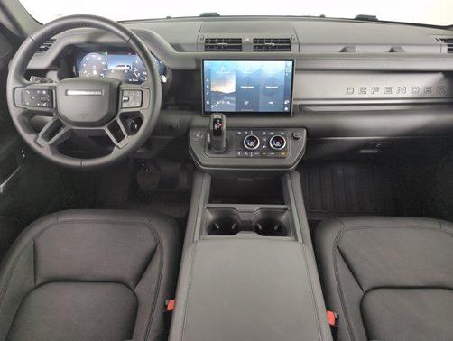 2025 Land Rover Defender 110 P300