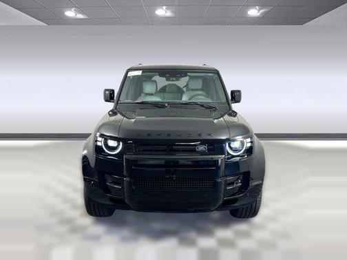 2026 Land Rover Defender P400 X-Dynamic SE