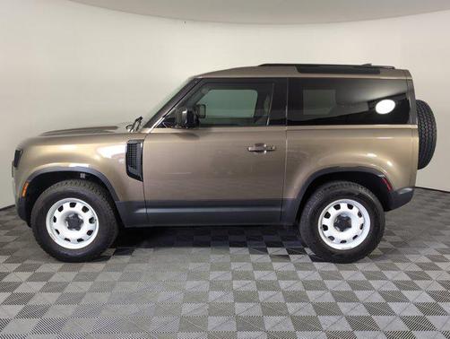2024 Land Rover Defender 90 P300 S
