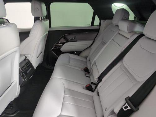 2025 Land Rover Range Rover Sport P360 S