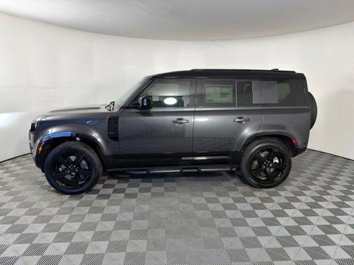 2026 Land Rover Defender P400 X-Dynamic SE