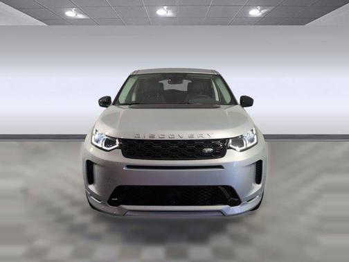 Hakuba Silver Metallic 2025 Land Rover Discovery Sport S