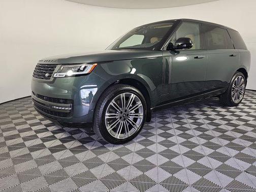 2025 Land Rover Range Rover P530 SE 7 Seat