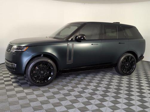 2025 Land Rover Range Rover P530 SE